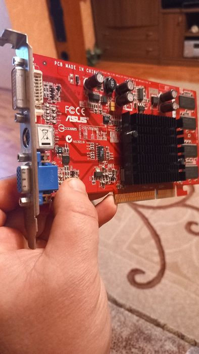 Видео карты PCI Creative SB.Asus..Gainward.RF модулятор в отл. состоян
