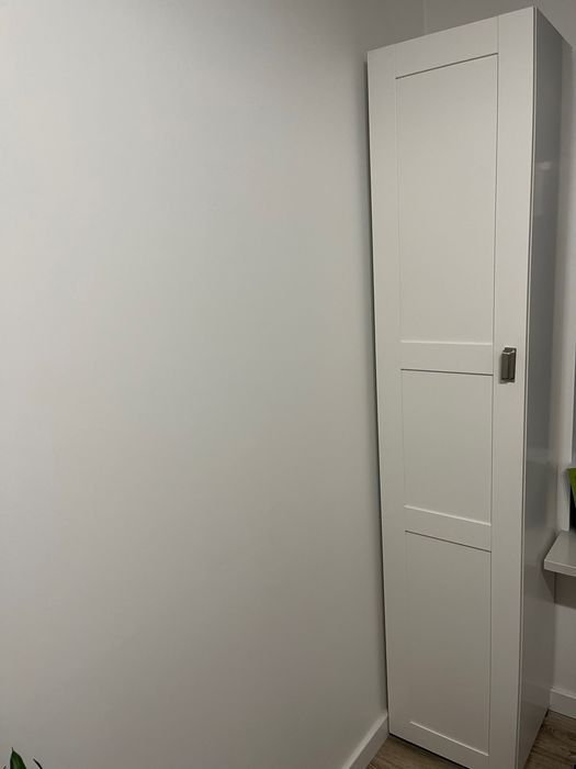 Biała szafa szafka słupek Ikea