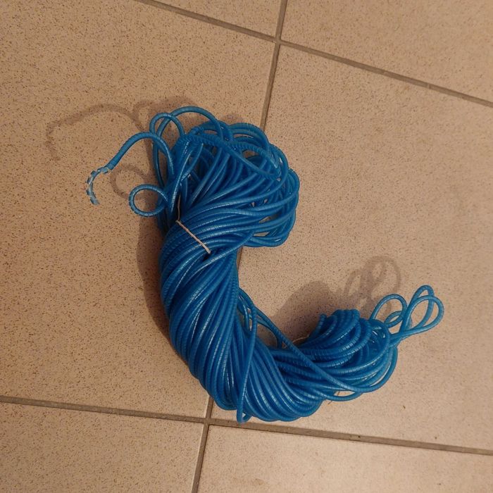 Sprzedam taśmę spiralną, oplot spiralny do wiązki przewodów 1,50 zł/mb