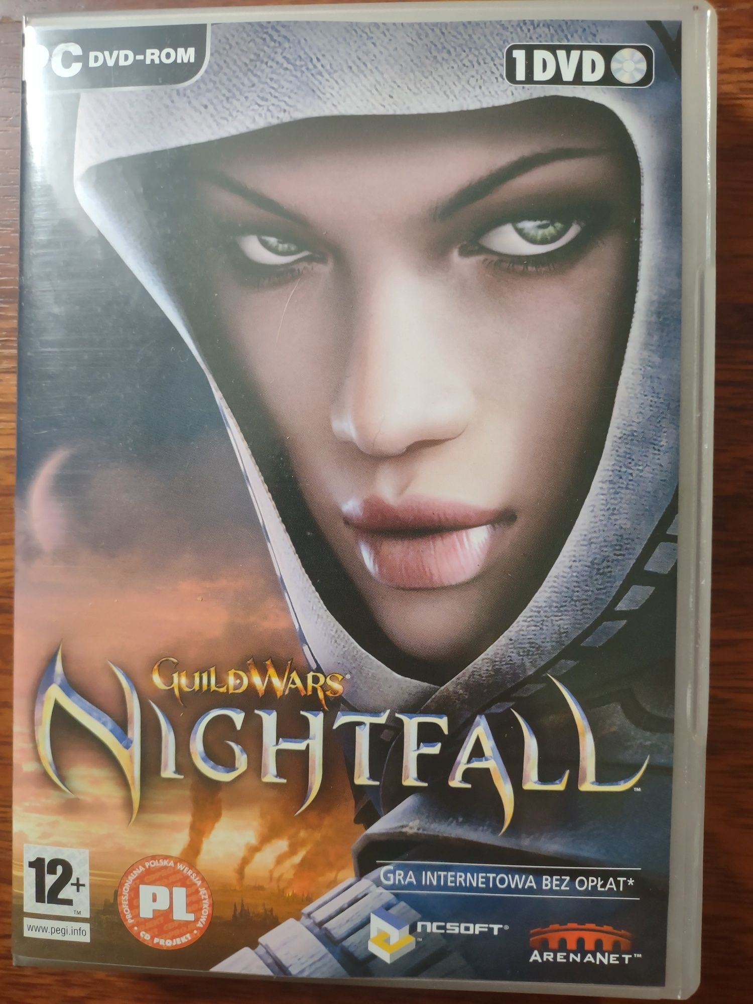 NIGHTEALL Gra Internetowa  Kolekcjonerska