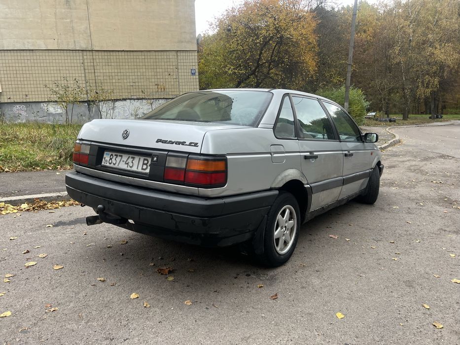 Passat b3 1991 1.8 бенз