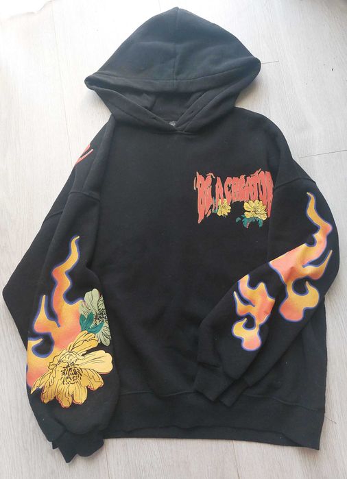 czarna bluza z nadrukiem S