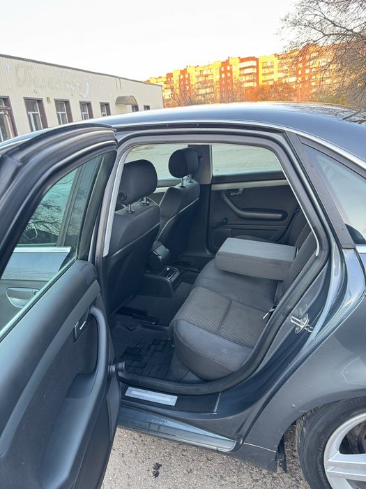 Audi A4 B7 2007р 2,0tdi механіка 6 ступка в ідеальному стані