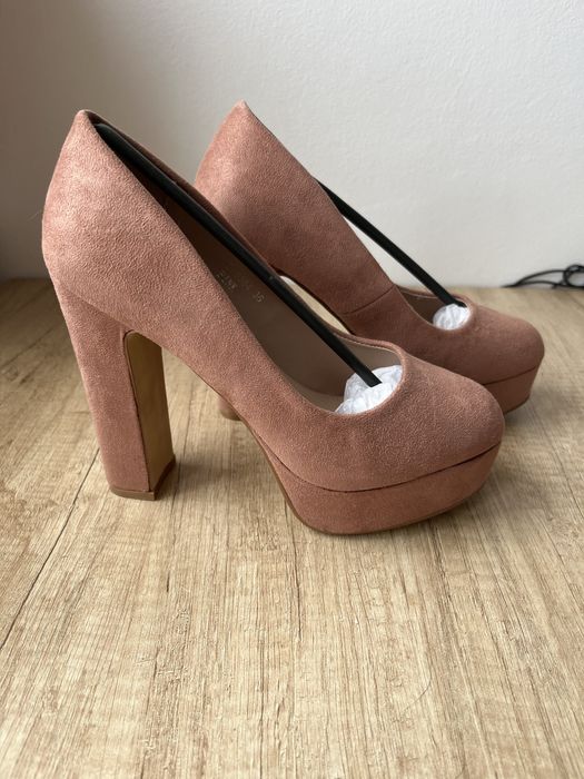 Szpilki Obcasy na slupku pudrowy róż