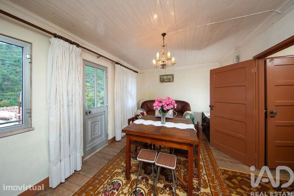 Casa / Villa T2 em Pomares de 147,00 m2