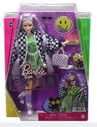 Barbie Extra Lalka Kurtka szachownica/Jasnoróżowe włosy HHN10