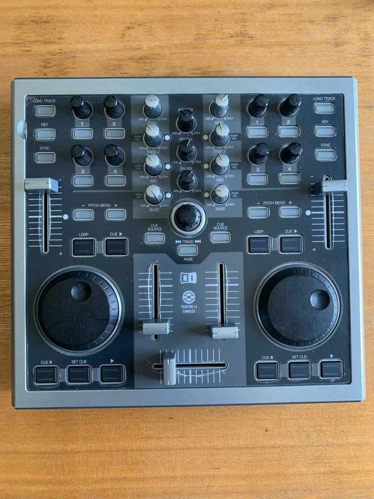 Mixing DJ Machine