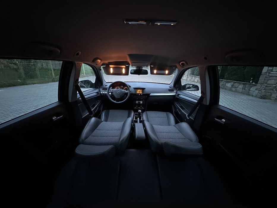 Продається гарний автомобіль