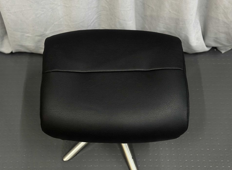 Чорний шкіряний пуф-підніжка/пуфик/пуфи/отаманка/підніжка/меблі Луцьк