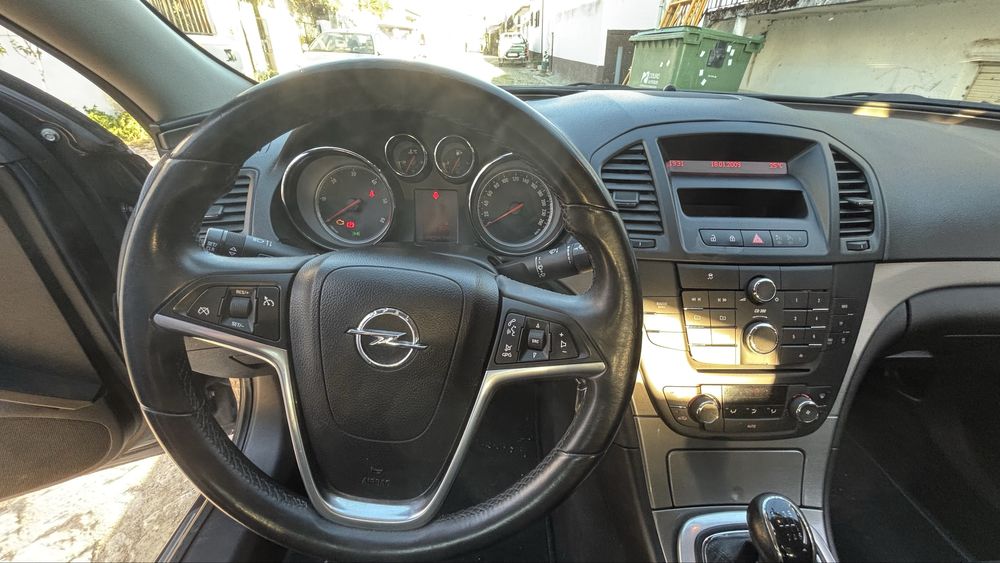 Opel Insignia 2.0 131cv