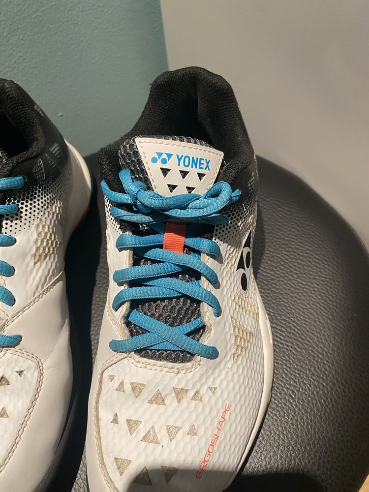 Buty do badmintona Yonex SHB 50 chłopięce 38r cena nowych 500 zł