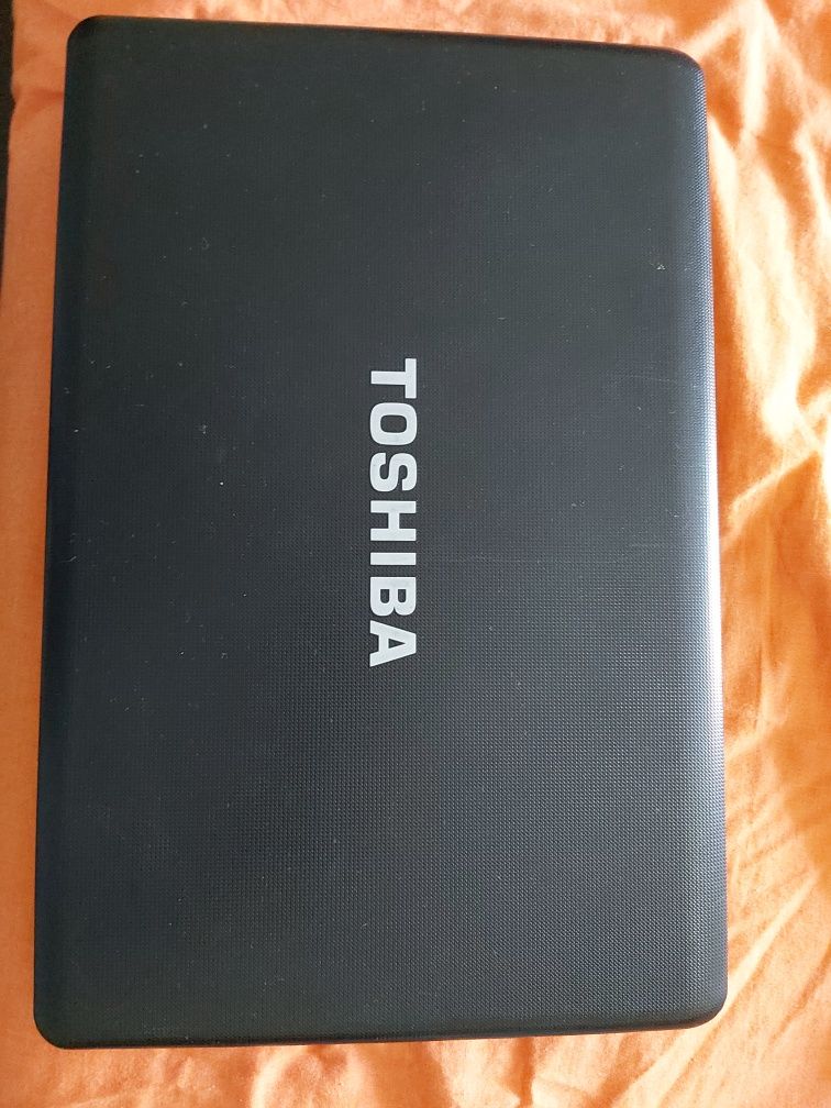 Potatil toshiba C660 i5