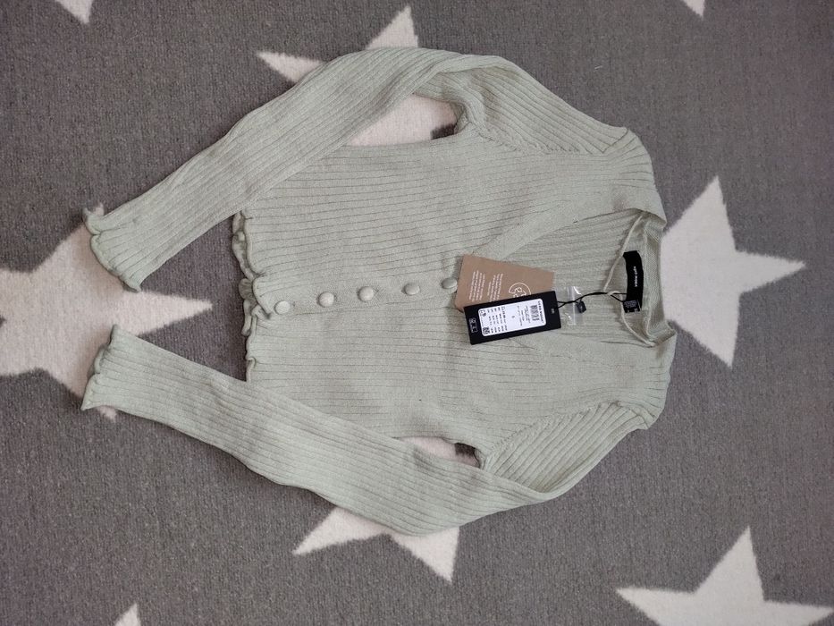 Nowy Sweterek oliwkowy krótki kardigan sweterek Vero moda s