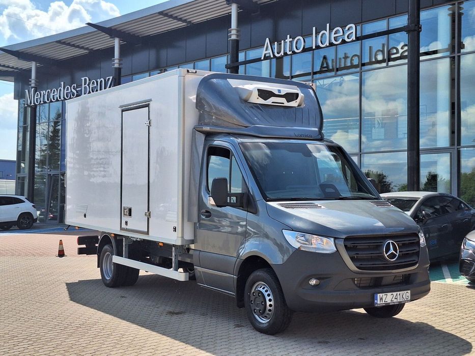 Mercedes-Benz Sprinter 519 CDI OM654  Mercedes-Benz Sprinter 519 Automat Izoterma + agregat + kamera DKK