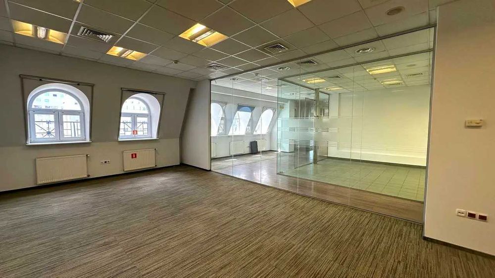 Без комісії, оренда офісу по вулиці Жилянська  487м2