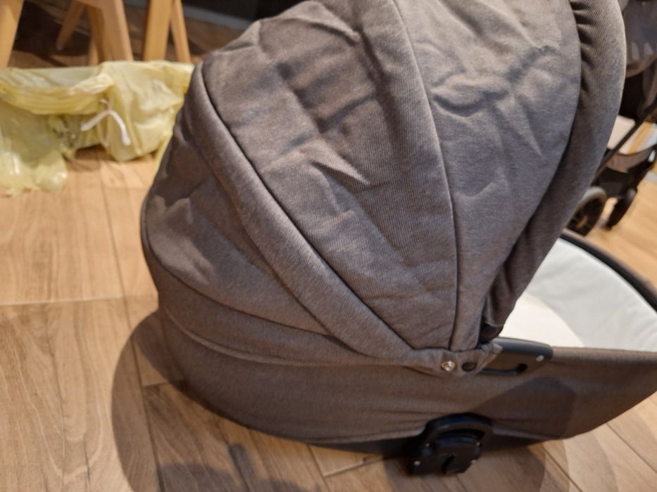 Sprzedam wózek Amelis 3w1