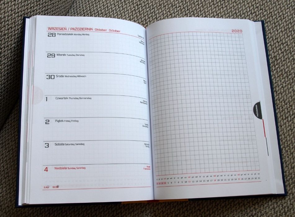 Kalendarz książkowy, terminarz 2020, format A5, szary z motylami
