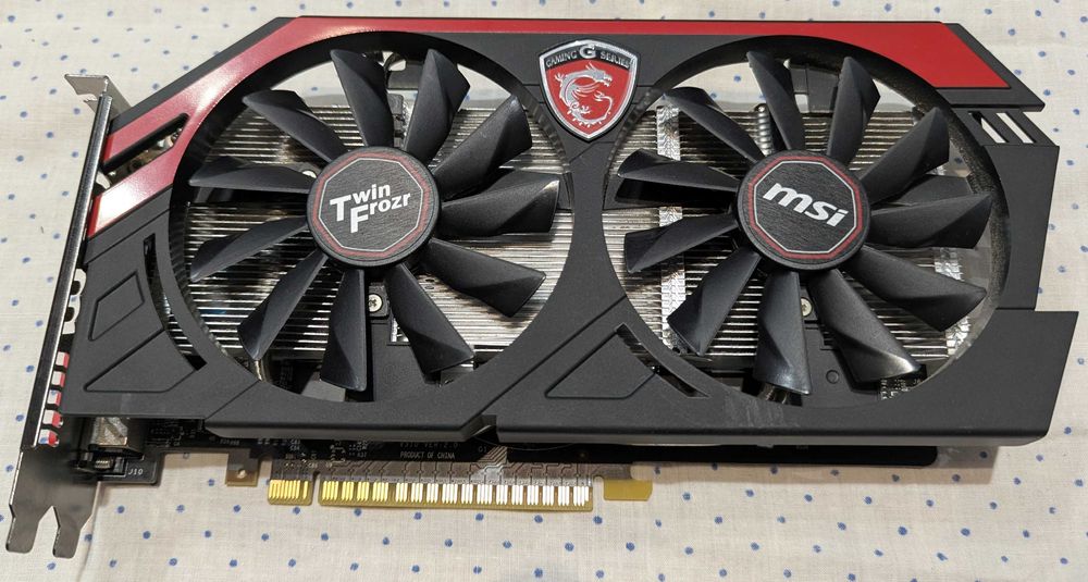 Комплект: i7-7700K + GTX 750 TI + DDR4 16GB + GA-Z270X-Ultra Gaming