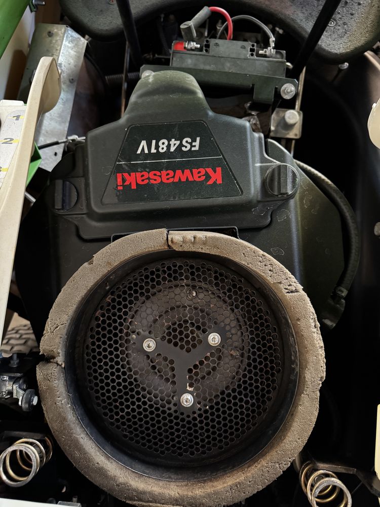 Traktorek kosiarka Etesia MKHP3 Hydro 80 2016r KAWASAKI 16 KM 2cyl