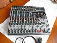 Mikser Behringer XENYX X1832 USB . Mixer estradowy z pogłosem i EQ.
