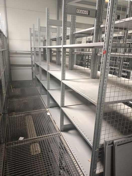 Regały dla profesjonalistów schafer