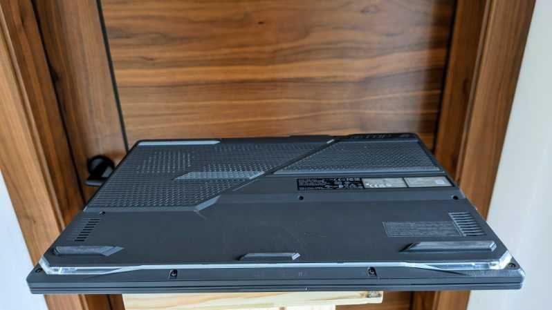 Asus rog strix g513   (Ryzen 7 4800h, rtx 3050 ti 16g, 512g de espaço)