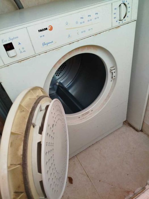 Máquina de secar roupa Fagor