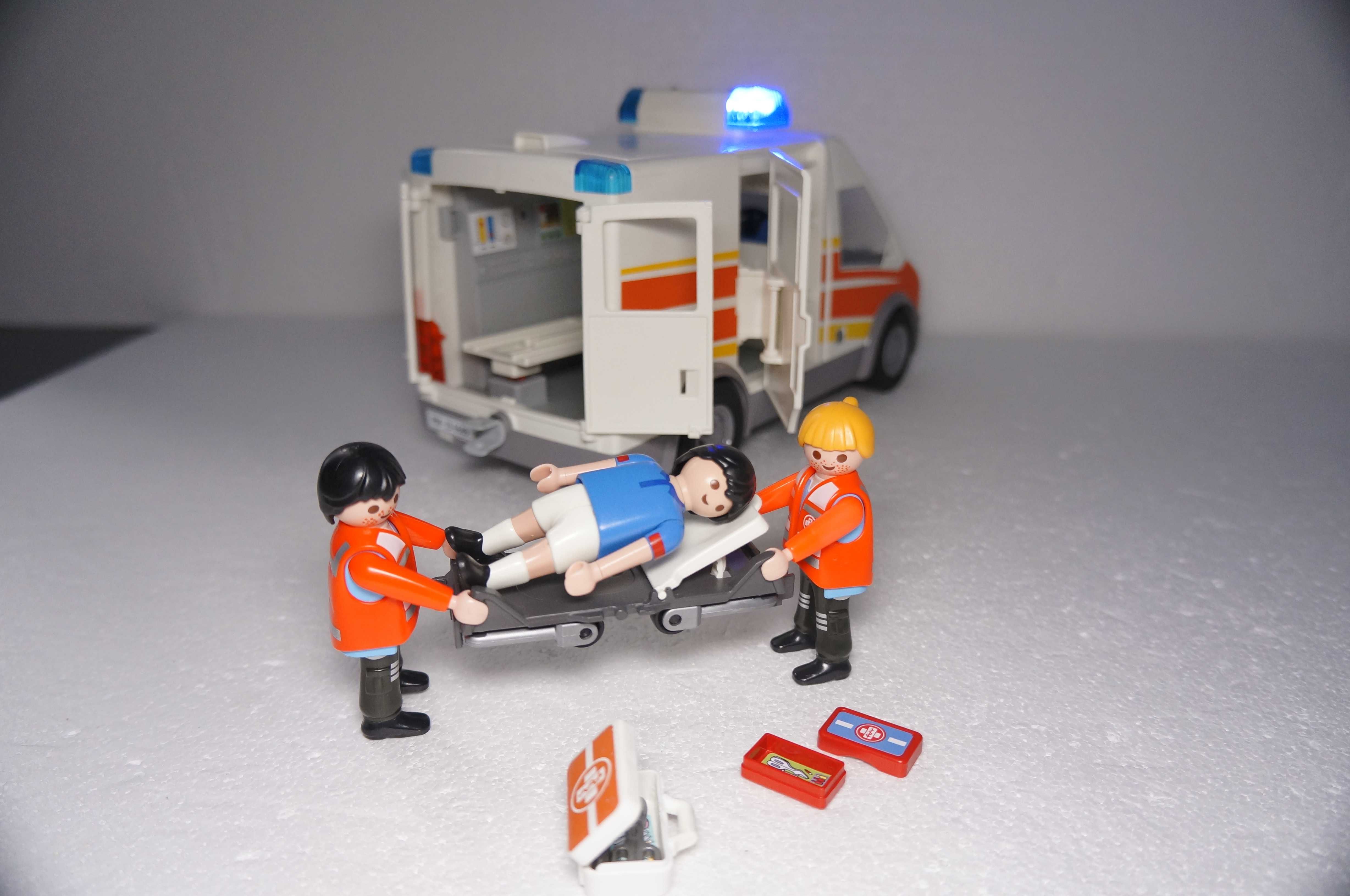 Playmobil 505 Pogotowie Karetka Ambulans Medyk Światło i Dźwięki