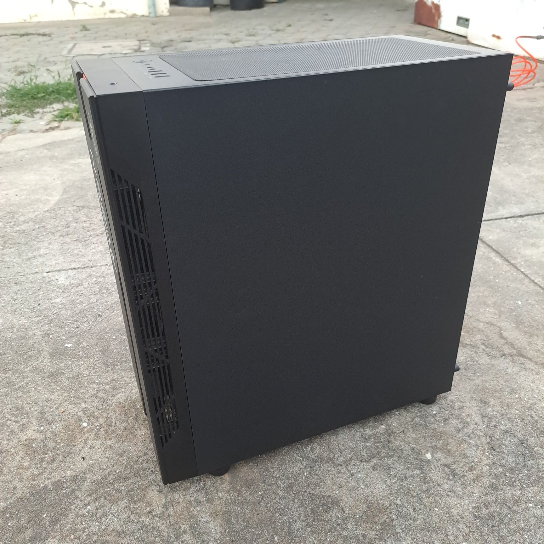 Caixa de Computador MSI com Vidro Temperado + Fonte Seasonic SS-620GB