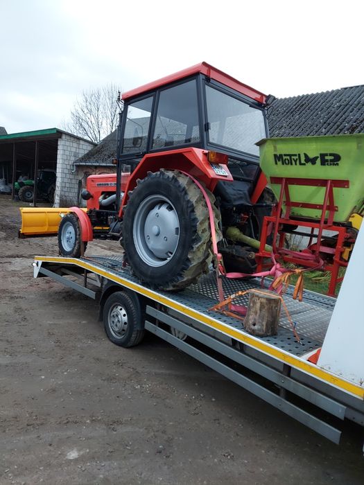 Odśnieżanie wynajem traktora