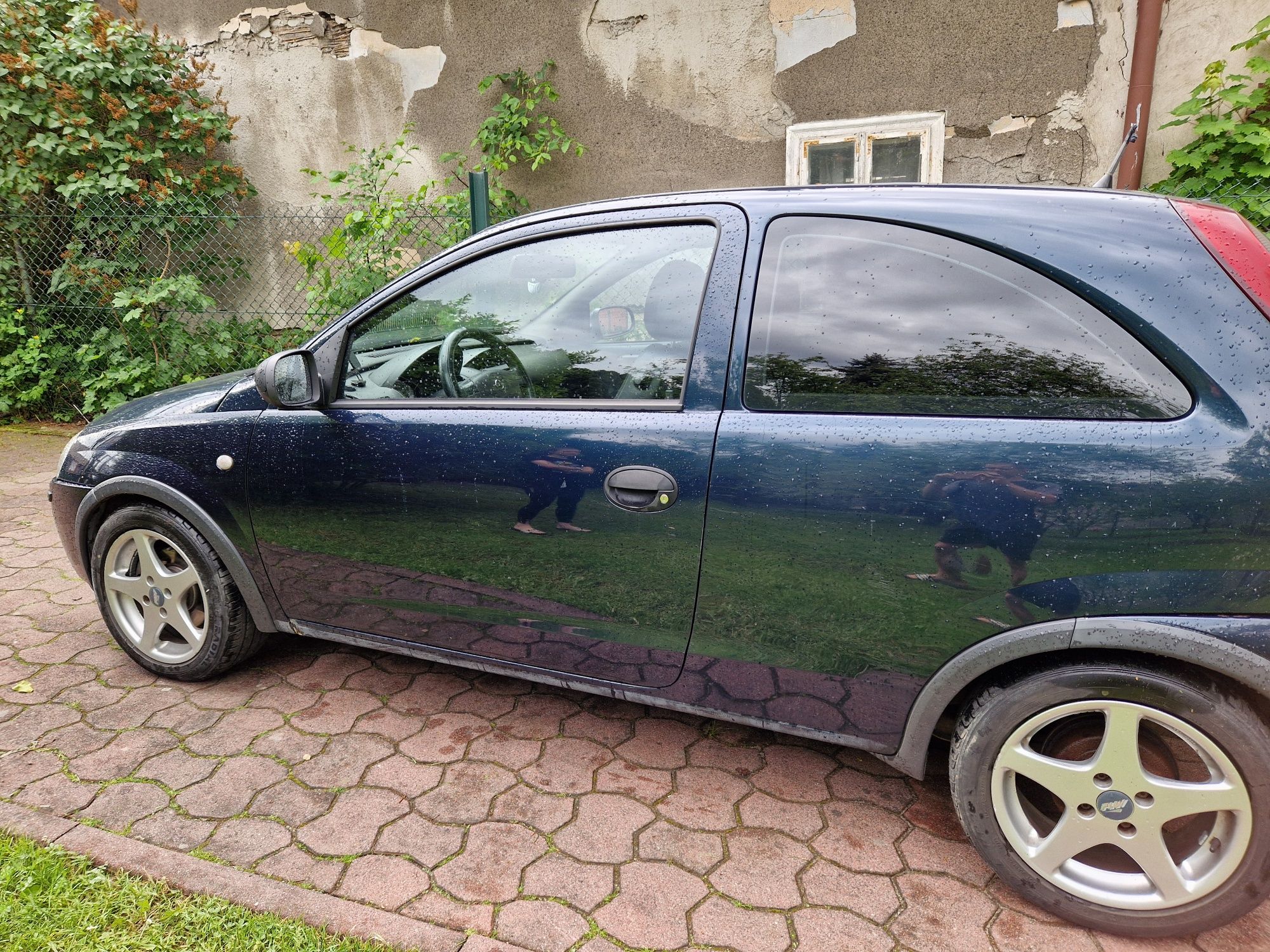 Opel Corsa 1.3tdci 2005r