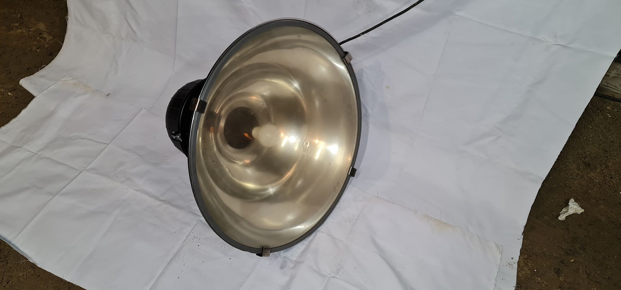 Lampa przemysłowa lift industrialna