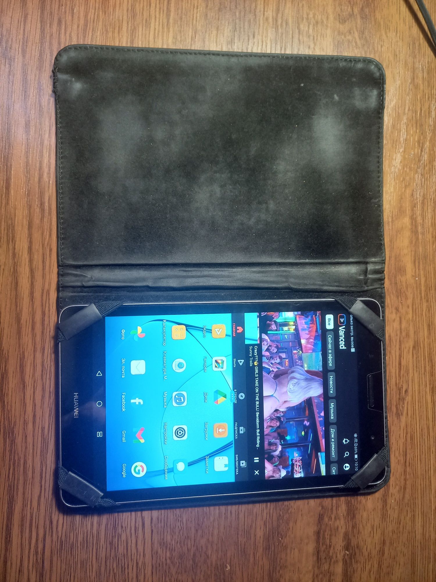 Продам планшет HUAWEI 7" бу