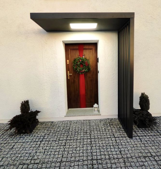 Daszek zadaszenie wiatrołap metalowy nowoczesny antracyt z lampą