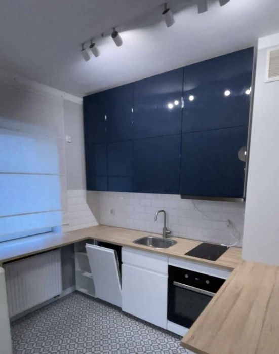Zadbana kuchnia modułowa, okap, płyta, zlew, Ikea. Możliwy transport