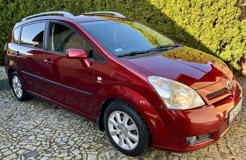 Toyota Corolla Verso Toyota Corolla Verso 1.8 7 miejsc SALON POLSKA