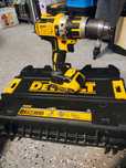 Wkrętarka DeWalt DCD795