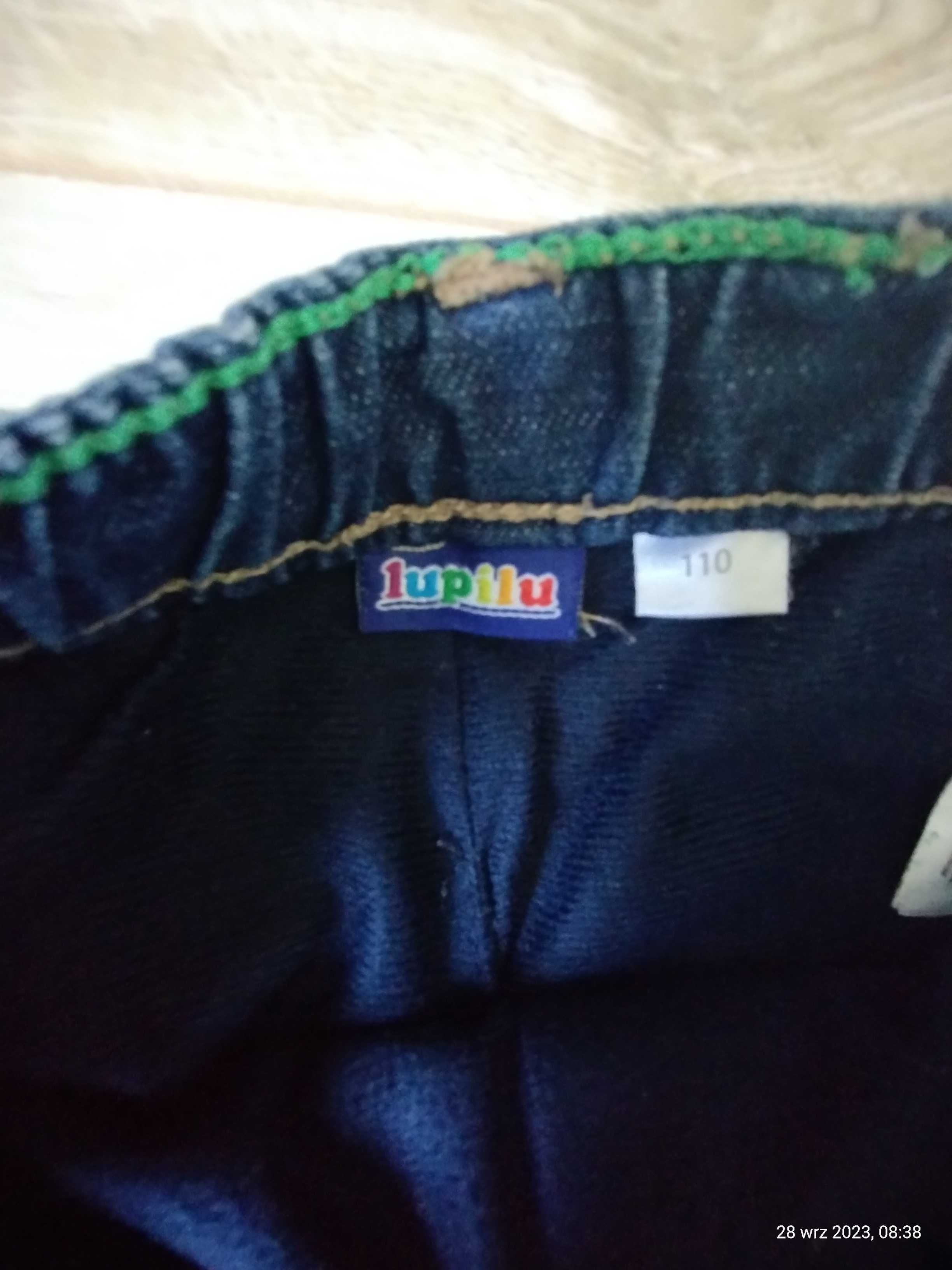 Jeansy spodnie chłopięce ocieplane 110 lupiliu