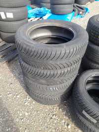 Opony zimowe Bridgestone Blizzak LM 001  215 65 r17