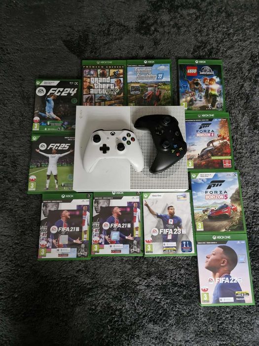 Xbox one s w bardzo dobrym stanie plus 10 gier