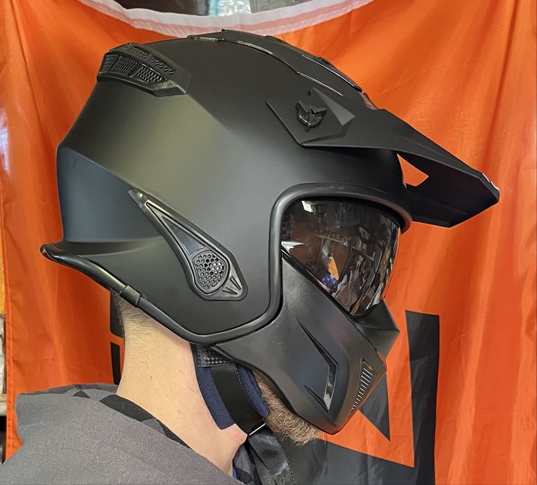 Мото Шлем Mt Streetfighter мотошолом на мотоцикл и квадроцикл.   Новый