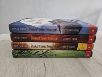 Książki Strażnicy Zamku Penhallow, Holly Web
