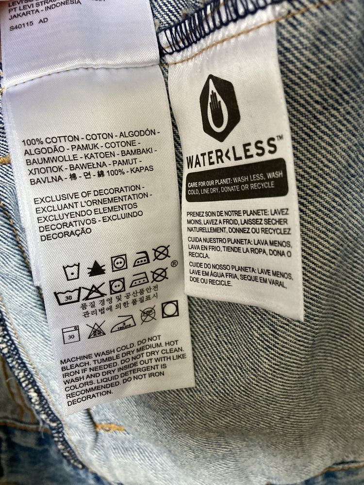 Kurtka Levi’s / Jasny jeans / Rozmiar 34 XS