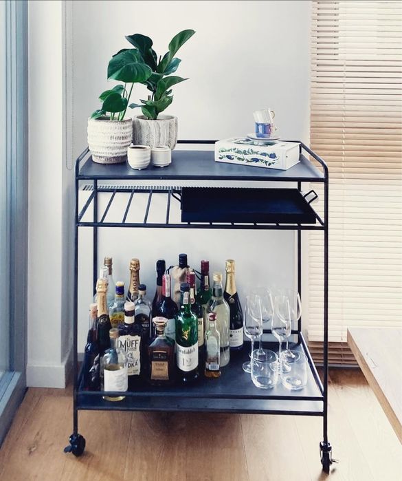 Barek metalowy na kolkach firmy bloomingville