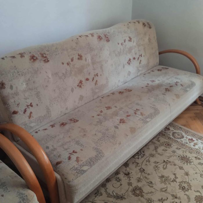 Używana kanapa z fotelami