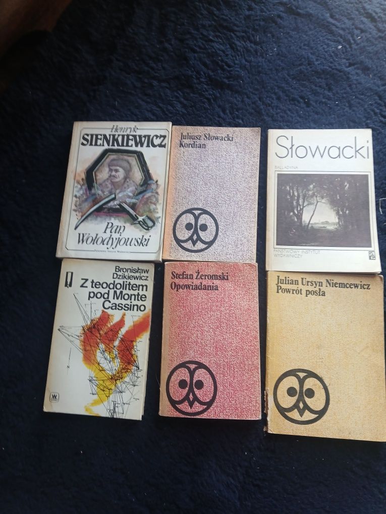 Zestaw książek Słowacki Sienkiewicz Żeromski