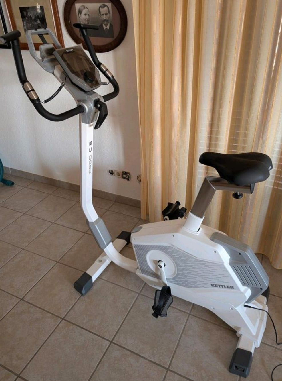 Rower stacjonarny, pionowy Kettler ergo C8, polskie menu