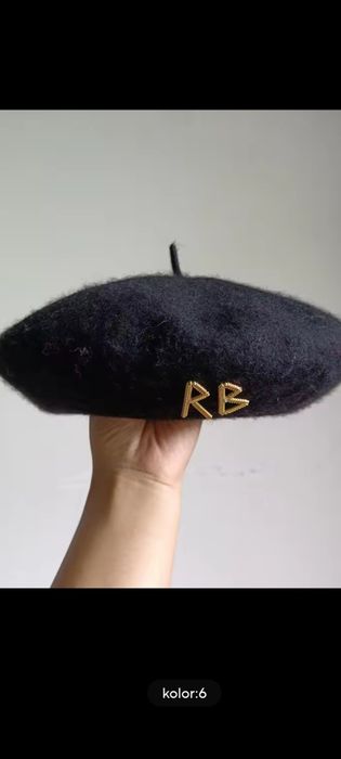 Hit czarny beret z antenką RB  logo