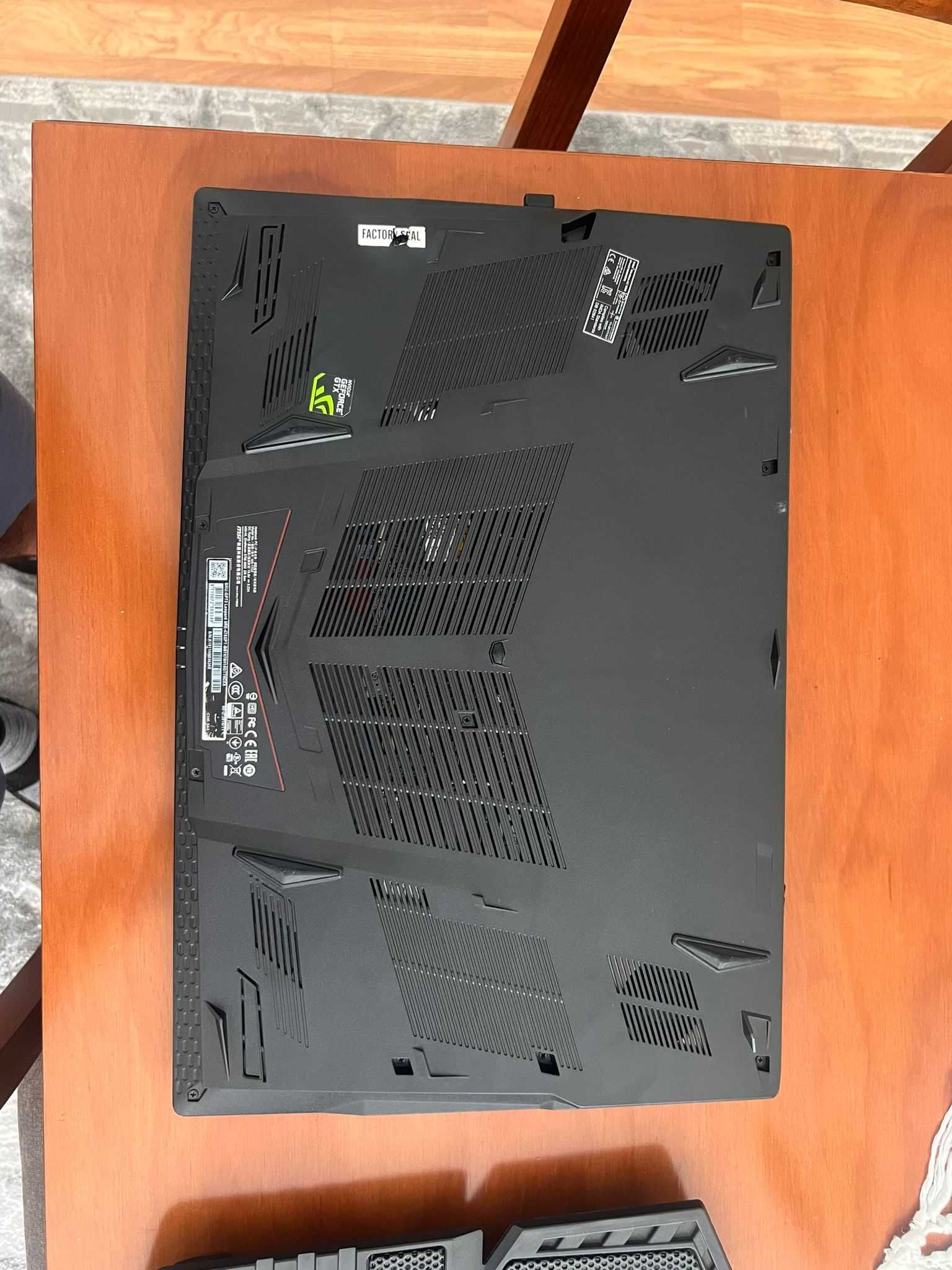 portatil MSI GP 73 Leopard 8RE