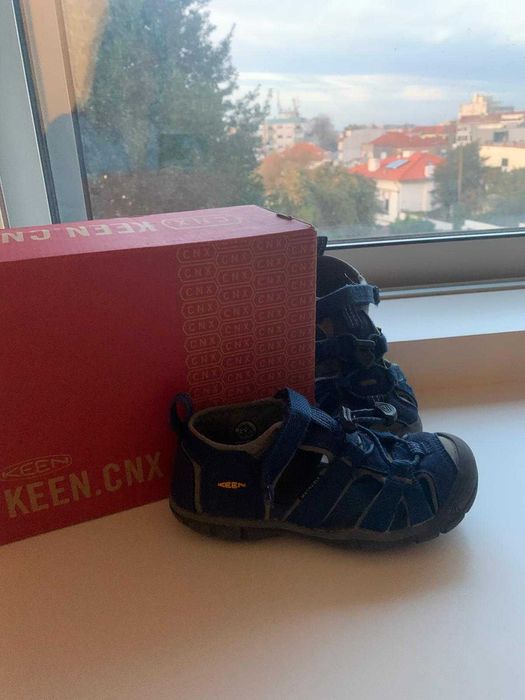 Sandálias Keen modelo Seacamp II tamanho 29